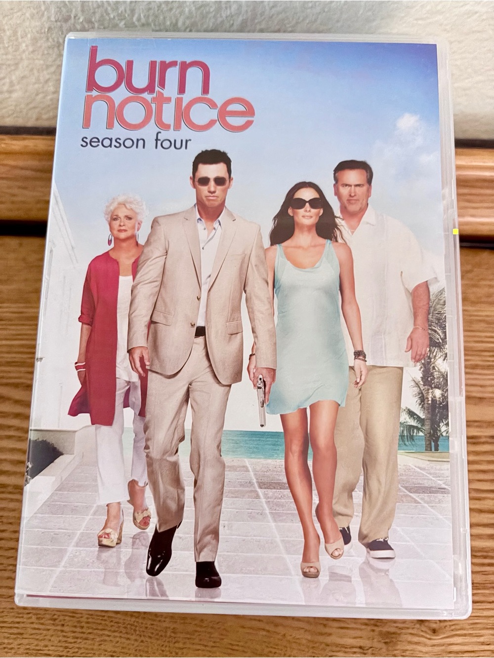 Burn Notice TV Show DVDs - Picture 5 of 8